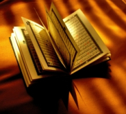 Koran-Quizsendung in Pakistan unter dem Motto „Alif – Lam – Mim“ 