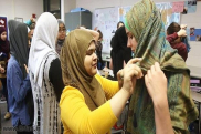 برنامج "ارتداء الحجاب ليوم واحد" بجامعة "بنسلفانيا" الأمريكية 