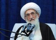 Ayatollah Nouri Hamedani: Unity sole healing for Muslim world issues