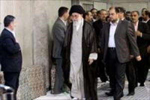 Revolutionsführer trifft iranische Verantwortungsträger