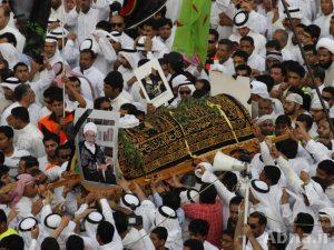 Ribuan Orang Hadiri Pemakaman Allammah al Fadhli
