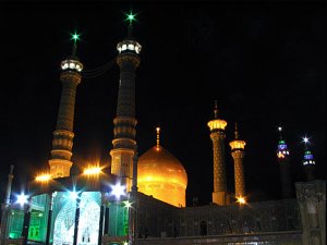 قم؛ غرق در جشن و سرور شب ميلاد کریمه اهل بیت(ع)