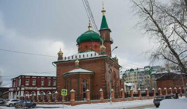 مسجد سرخ روسیه پس از ۹۰ سال بازگشایی شد 