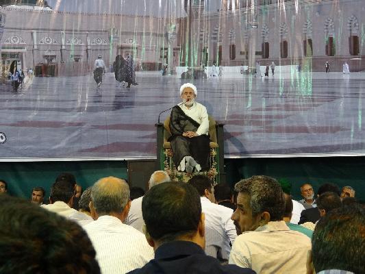 گزارش تصویری / سخنرانی استاد حسین انصاریان در حسینیه مکتب الزهراء مشهد 