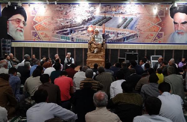 گزارش تصویری/ سخنرانی استاد انصاریان در حسینیه شهداء