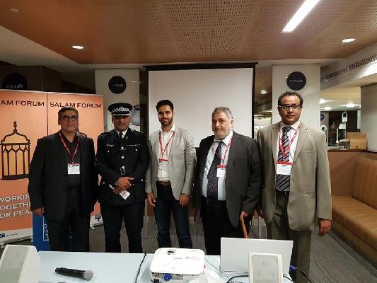 'Respect and coexistence' Ramadan program held by Scotland Yard and Imam Hussein Shrine