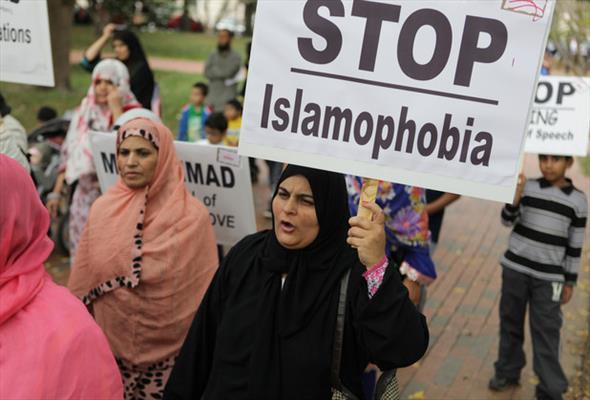 Islamophobia is an industry run by Zionists: Barrett 