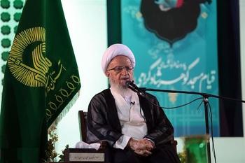 Grand Ayatollah Makarem: Foreigners seek to remove hijab from Iranian society