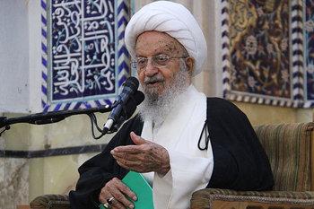 Ayatollah Makarem Shirazi: Seminary students be cognizant of Islamic principles