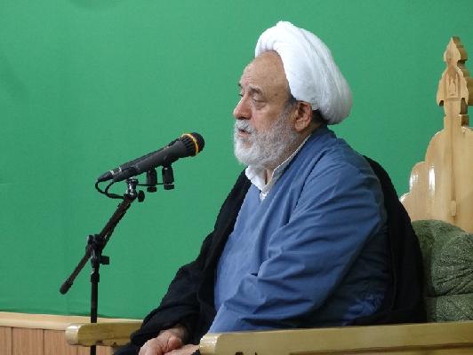 گزارش تصویری/ سخنرانی استاد انصاریان در بیت الاحزان اصفهان