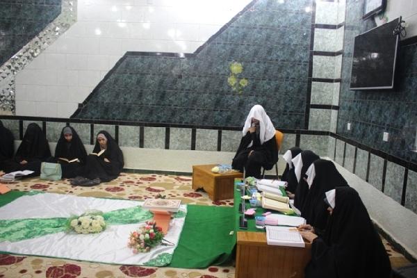 إنطلاق مسابقة الغدير القرآنية بمشاركة 100 حافظة فی النجف 