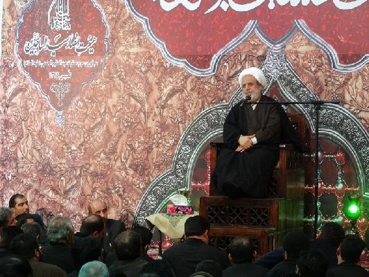 Photos/Lecture by Professor Ansarian on the night of the martyrdom of Imam Sajjad (AS) in the  Shrine of Abul Hasan (AS)