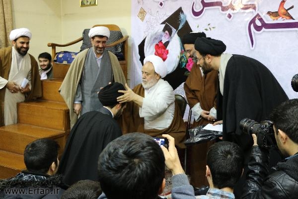گزارش تصویری/ مراسم جشن تلبّس طلاب مدرسه علمیه حضرت عبدالعظیم(ع) توسط استاد انصاریان  