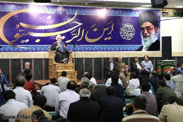 photos/Lecture by proffesor Ansariian at Husseiniya of martyrs in Tehran, the third of Rajab