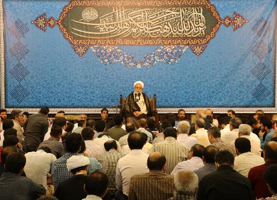 گزارش تصویری/ مراسم شب 19 رمضان 1438 در حسینیه همدانی های تهران