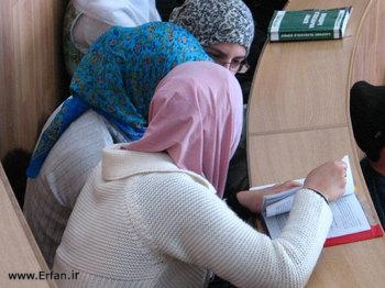 Встречают по одежке. Узбекские вузы не принимают документы у абитуриенток в хиджабах