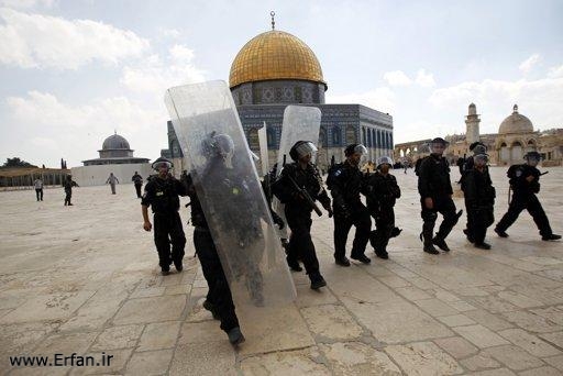 Fuerzas de Ocupación israelíes Roban Importantes Documentos de la Mezquita Al-Aqsa
