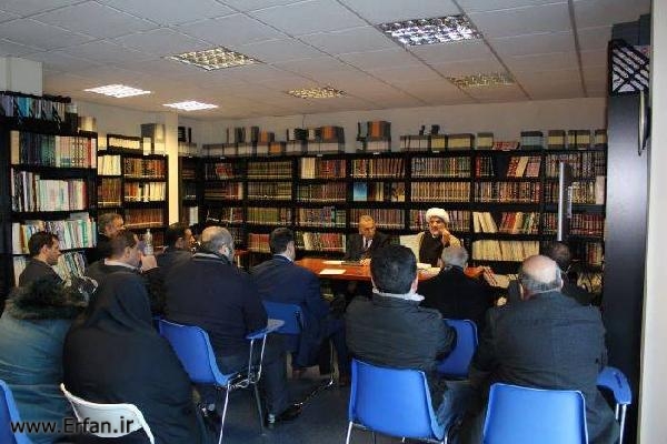  إقامة ندوة حول القراءات القرآنية في لندن