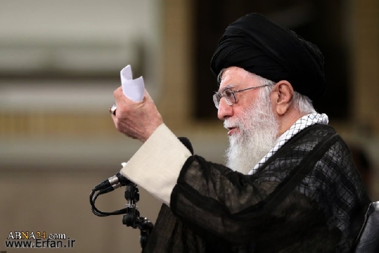 Vertraut ihnen nicht!“ – Imam Chamenei äußert sich zum Ende des Atom-Deals